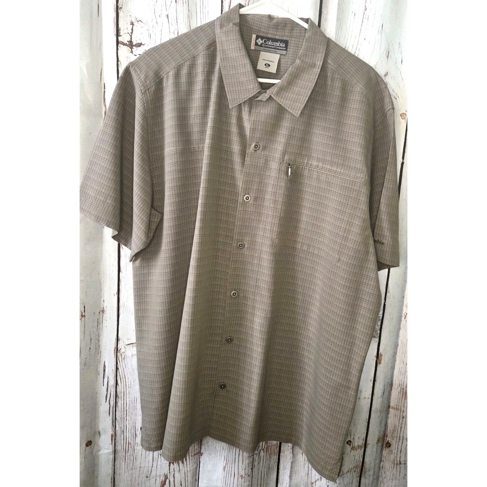 Men's Columbia GTR Short Sleeve Button Down Shirt Gray Plaid Rayon Blend size XL
